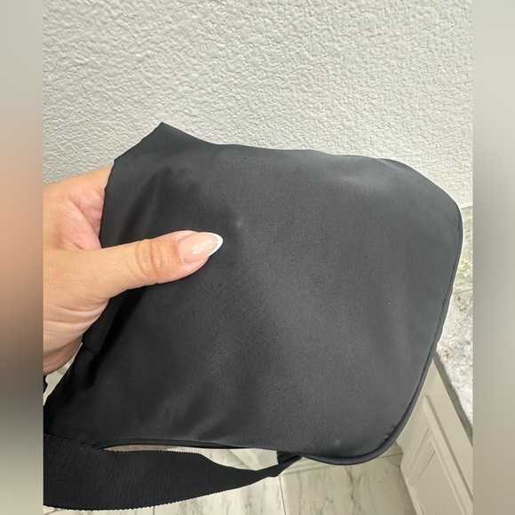 Prada Re-Nylon and Saffiano leather belt bag - Picture 13 of 15